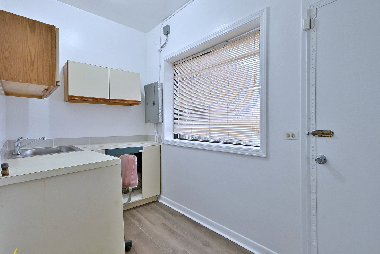 7460 West Belmont Avenue Chicago IL 60634