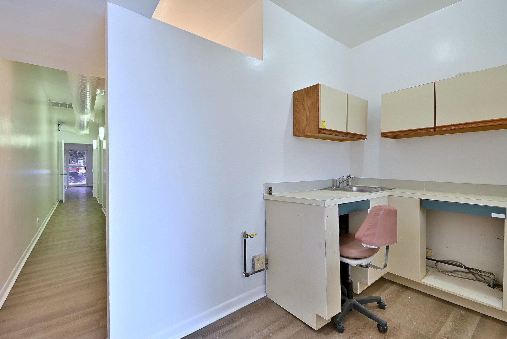 7460 West Belmont Avenue Chicago IL 60634