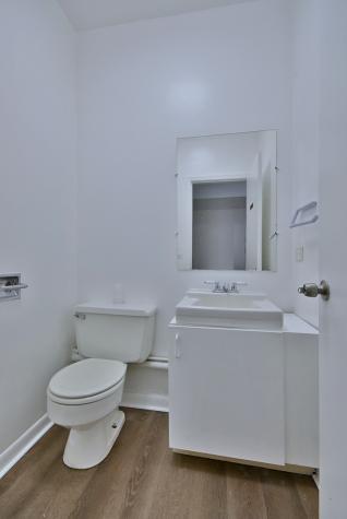 7460 West Belmont Avenue Chicago IL 60634