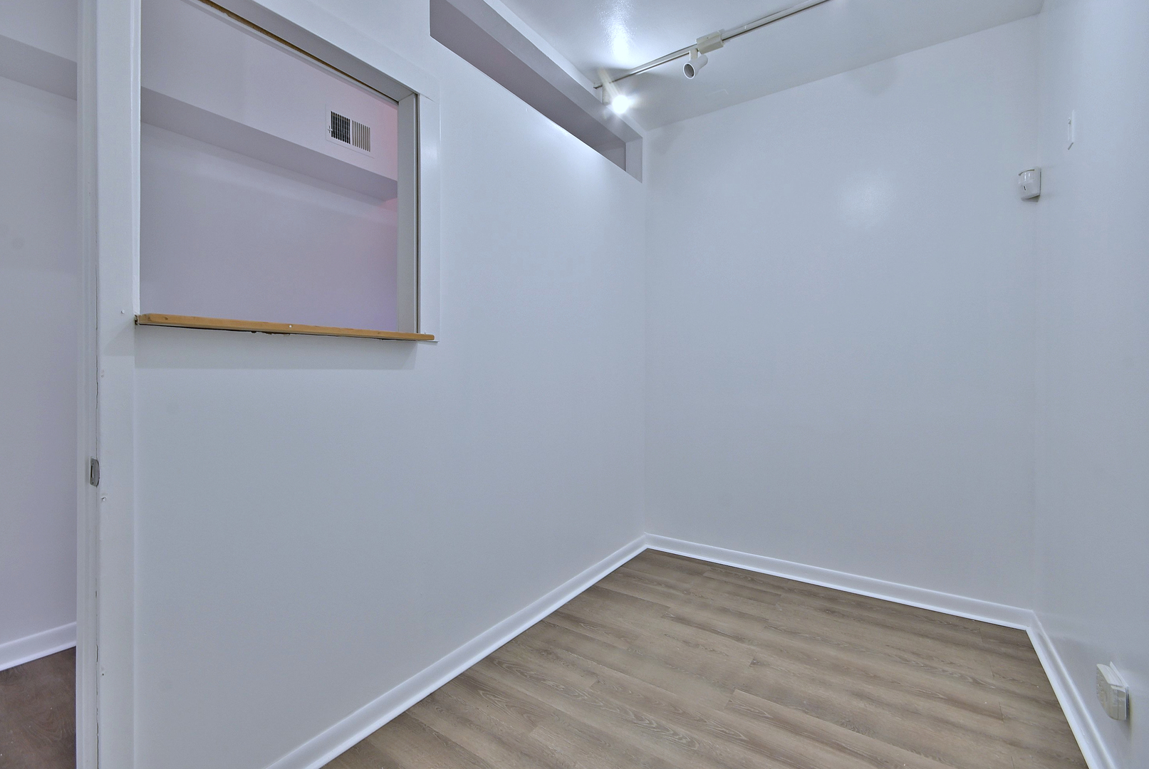 7460 West Belmont Avenue Chicago IL 60634