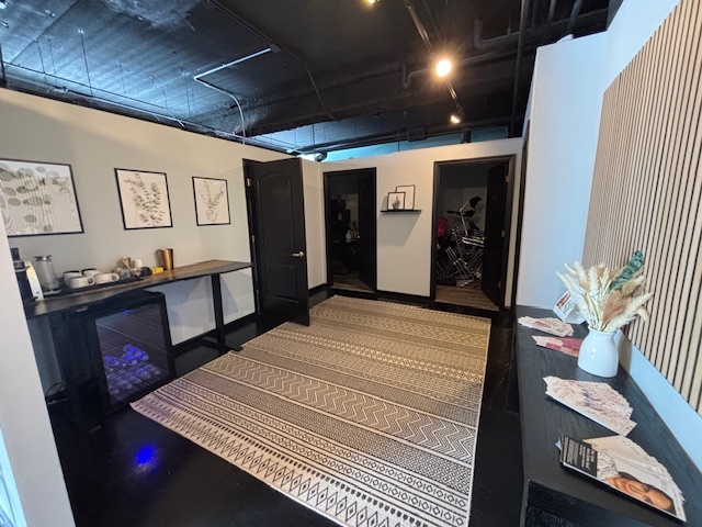 1652 West North Avenue Chicago IL 60622