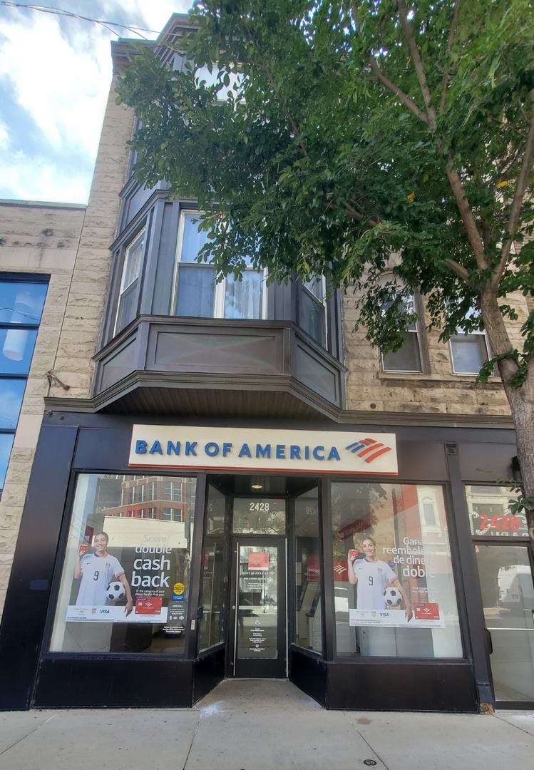 2428 North Lincoln Avenue Chicago IL 60614