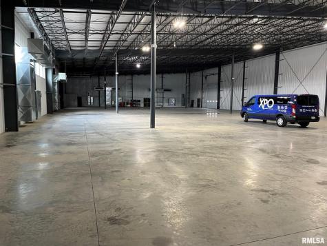 922 Mississippi Parkway East Moline IL 61244