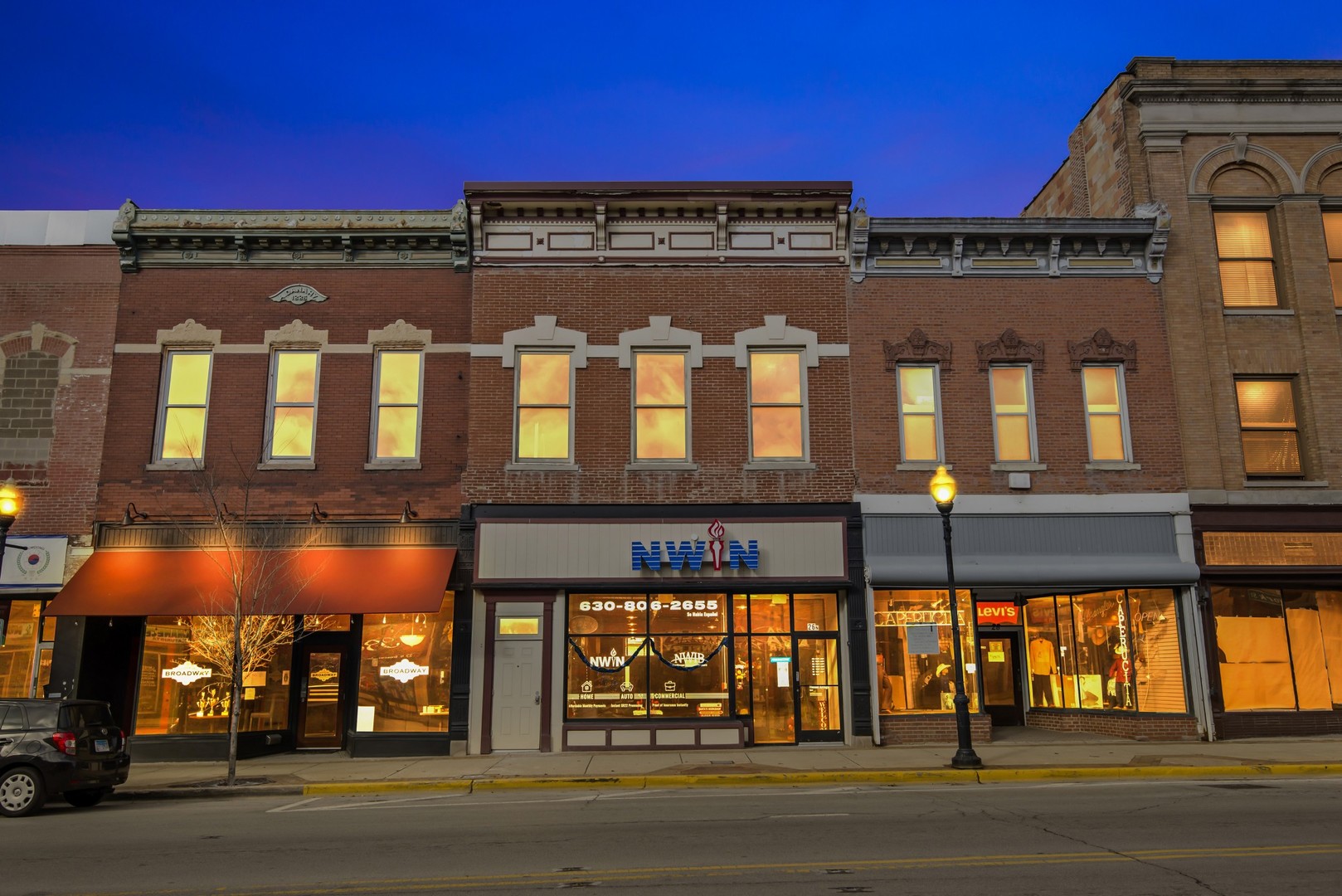26 North Broadway Aurora IL 60505