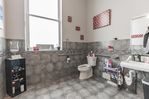 26 North Broadway Aurora IL 60505