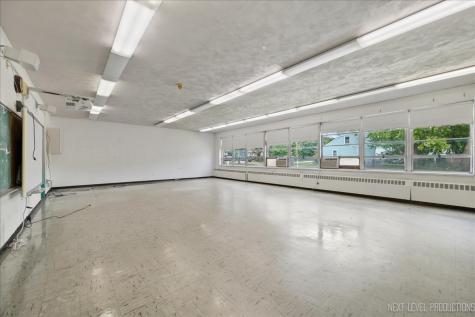 331 George Street West Chicago IL 60185