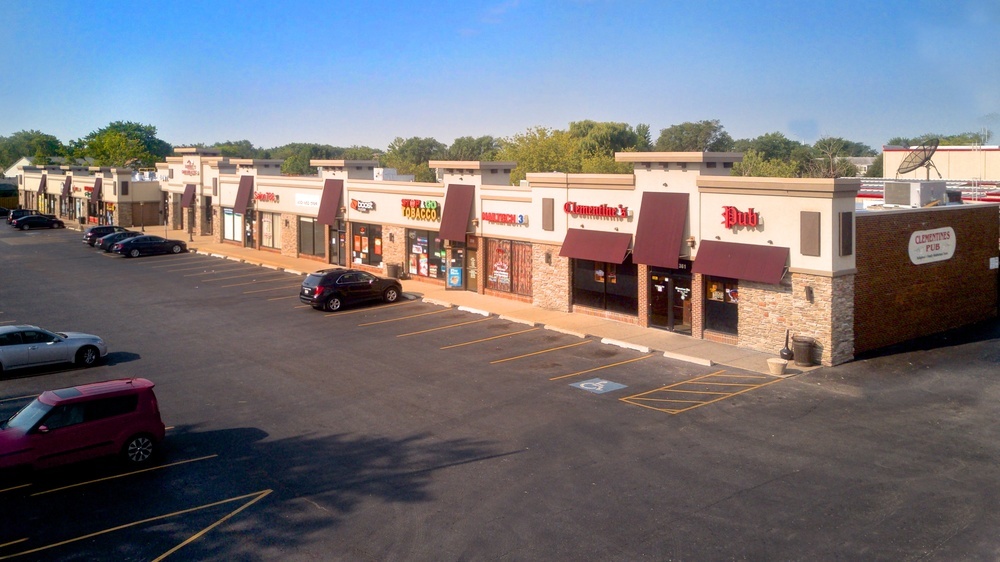 319 North Schmidt Circle Bolingbrook IL 60440