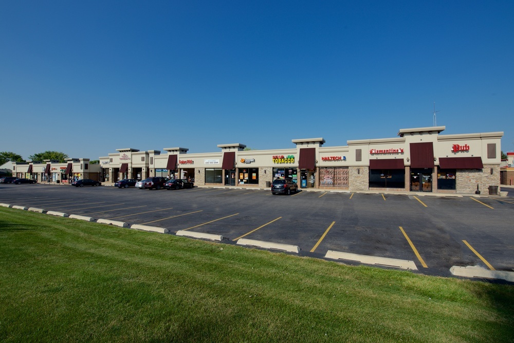 319 North Schmidt Circle Bolingbrook IL 60440