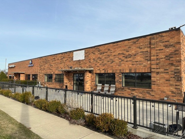 3300 Three Oaks Road Cary IL 60013