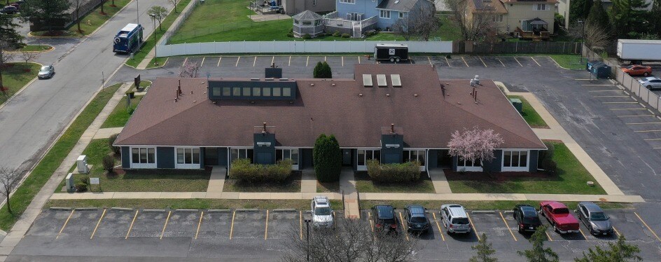 17524 East Carriageway Street Hazel Crest IL 60429
