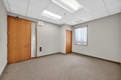 290 Springfield Drive Bloomingdale IL 60108