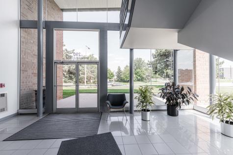290 Springfield Drive Bloomingdale IL 60108