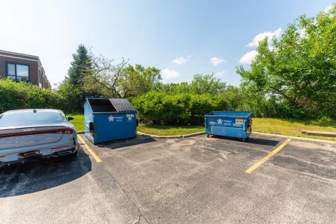 290 Springfield Drive Bloomingdale IL 60108