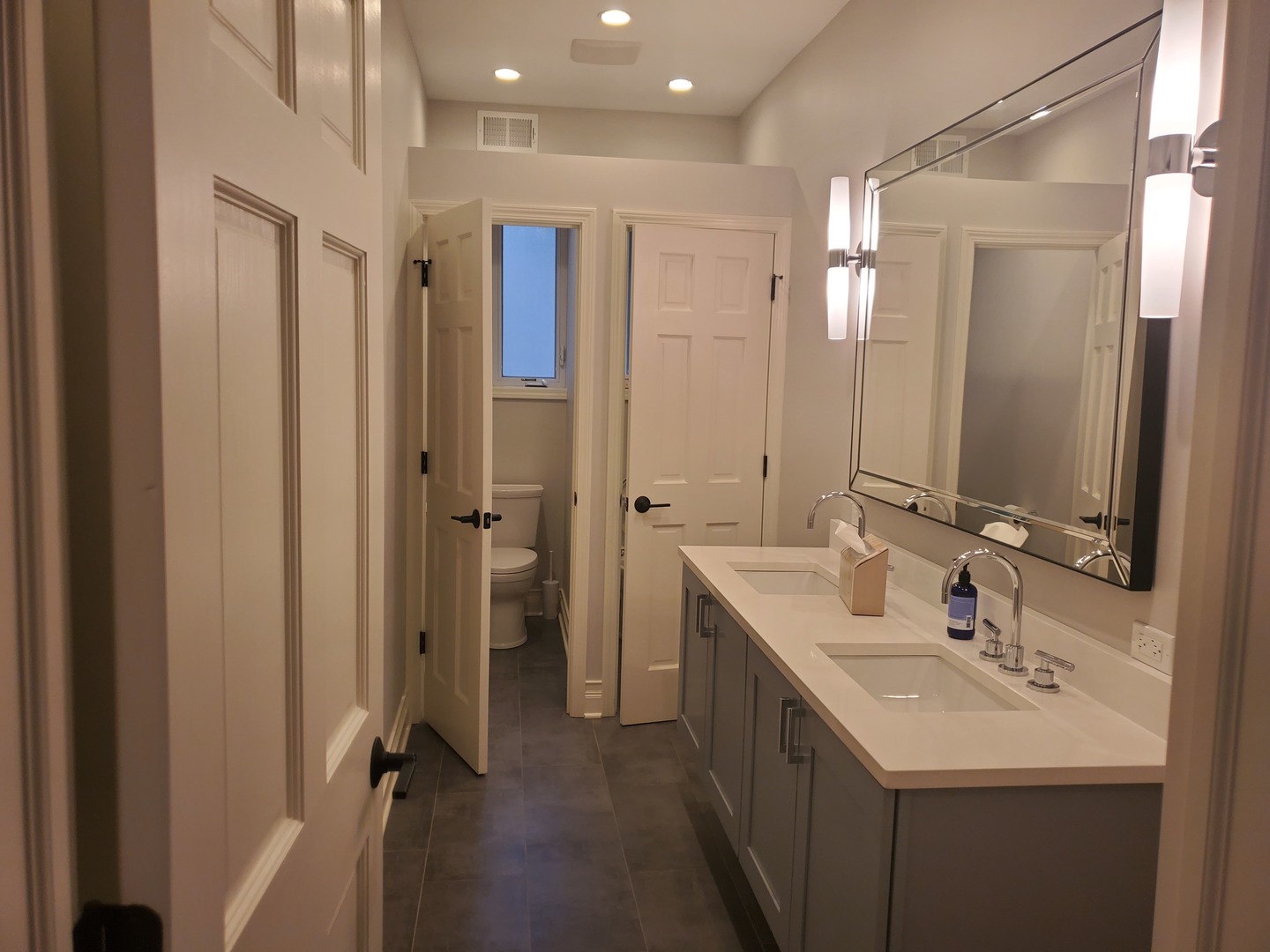 1218 West Wilson Avenue Chicago IL 60640