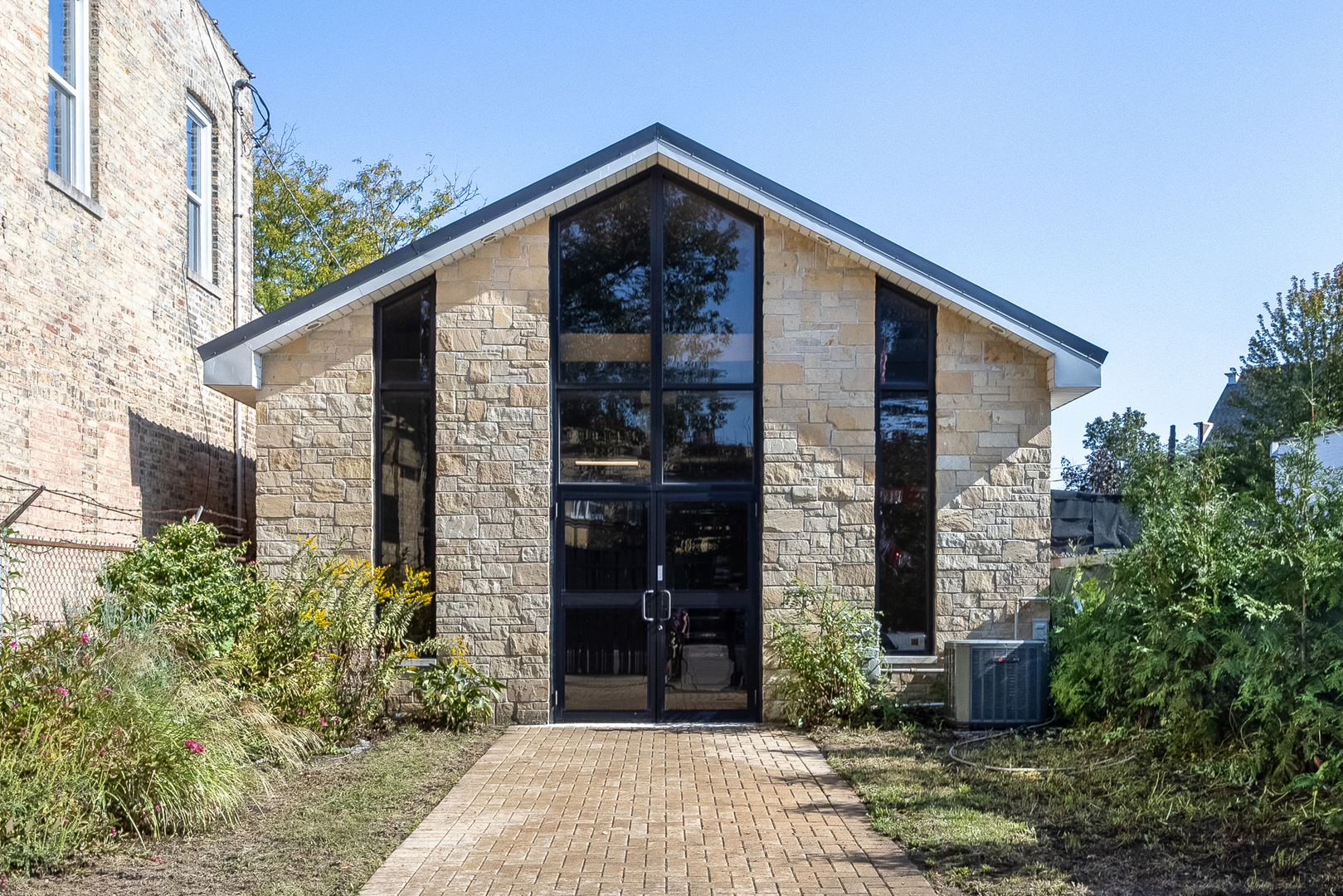 3381 North Milwaukee Avenue Chicago IL 60641