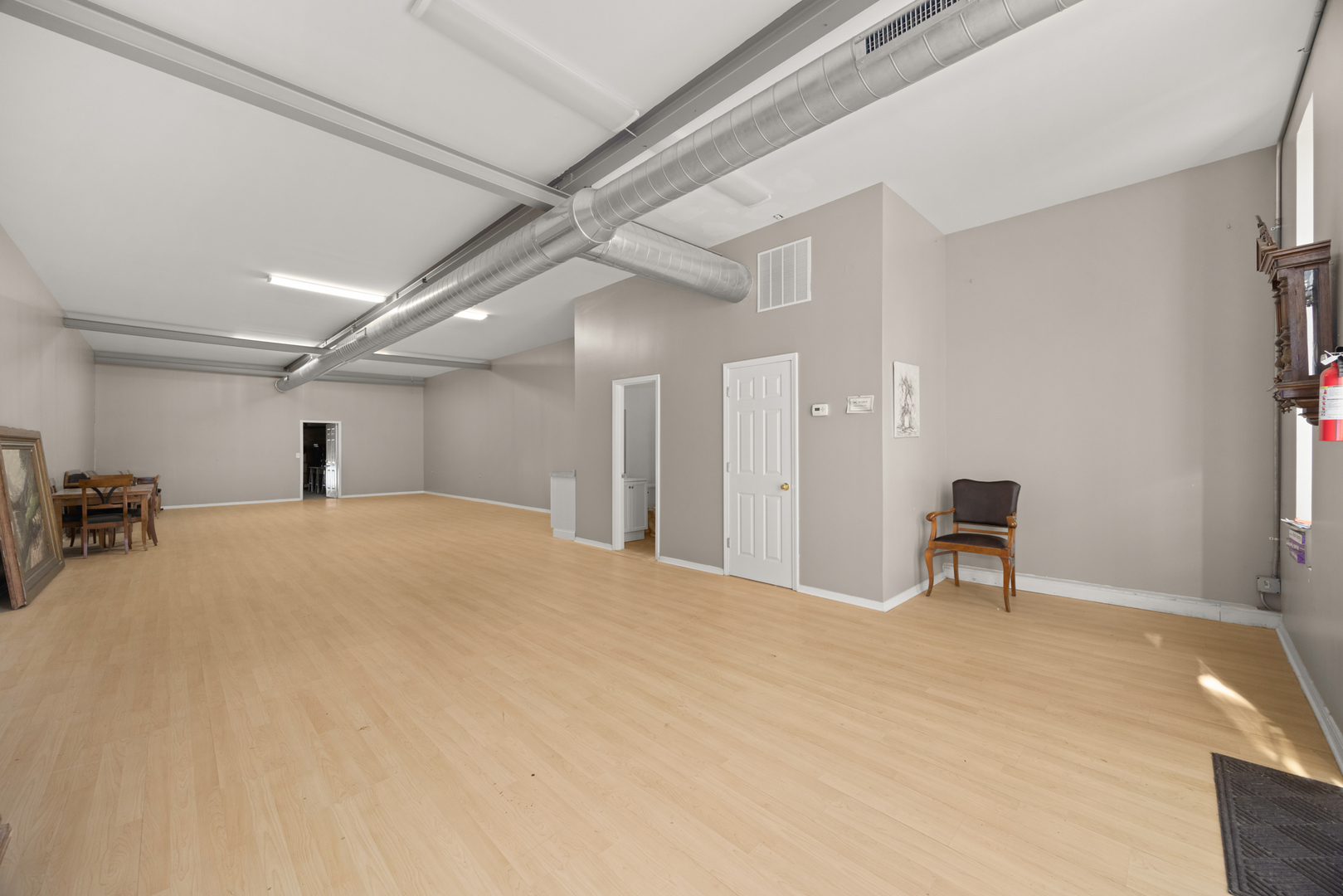 3381 North Milwaukee Avenue Chicago IL 60641