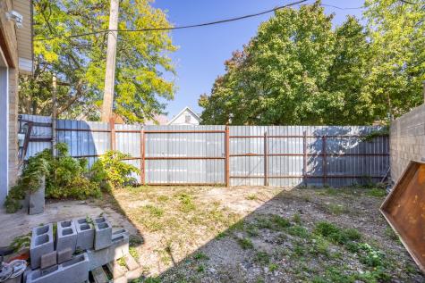 3381 North Milwaukee Avenue Chicago IL 60641