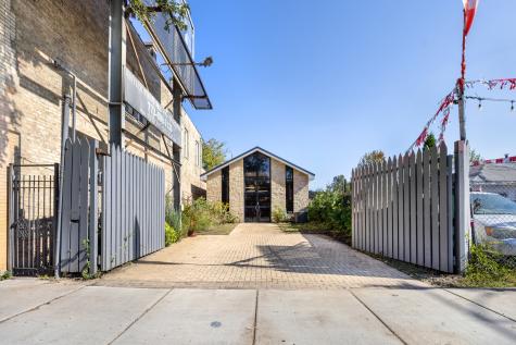 3381 North Milwaukee Avenue Chicago IL 60641