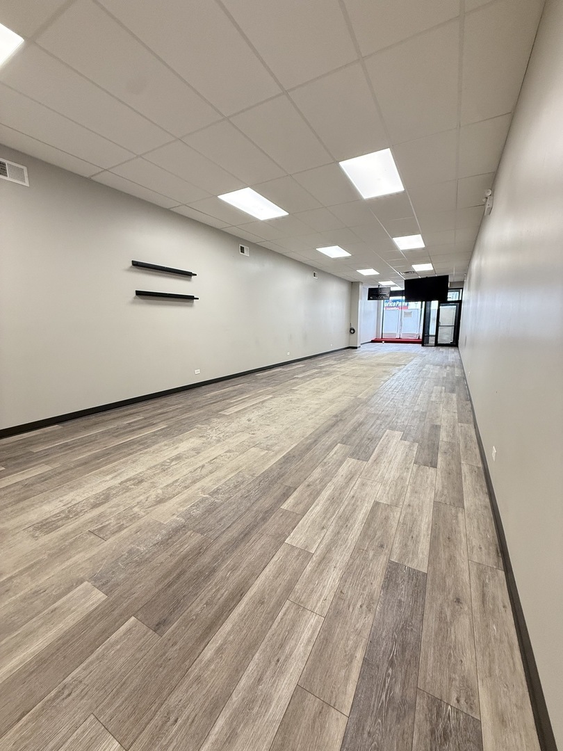7051 North Clark Street Chicago IL 60626