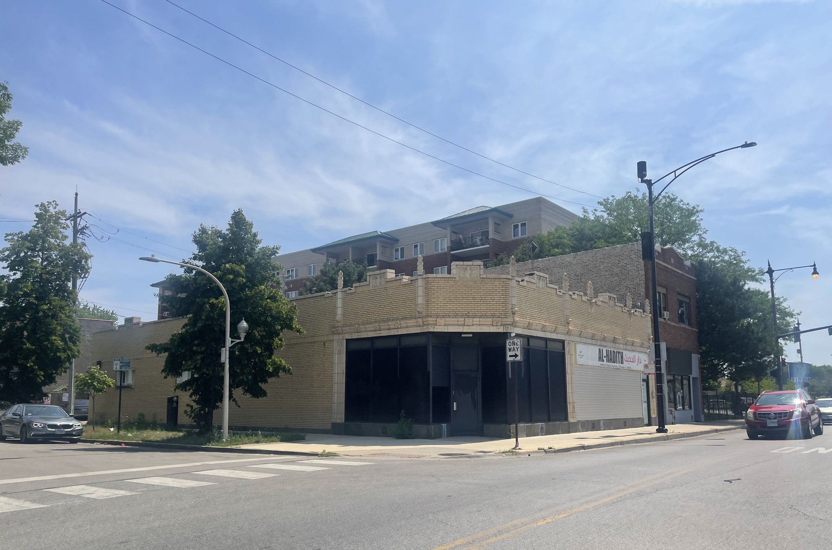 4811 North Elston Avenue Chicago IL 60630