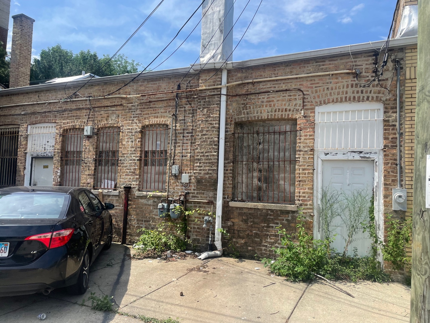 4811 North Elston Avenue Chicago IL 60630