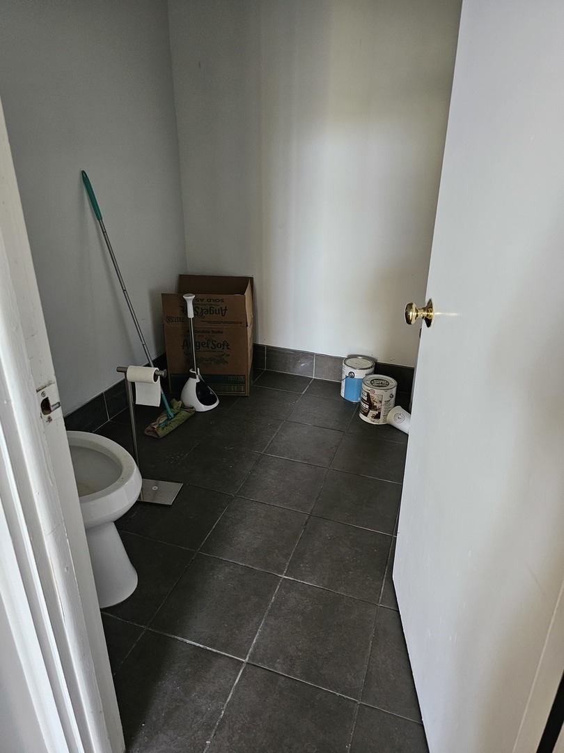 2411 North Clybourn Avenue Chicago IL 60614