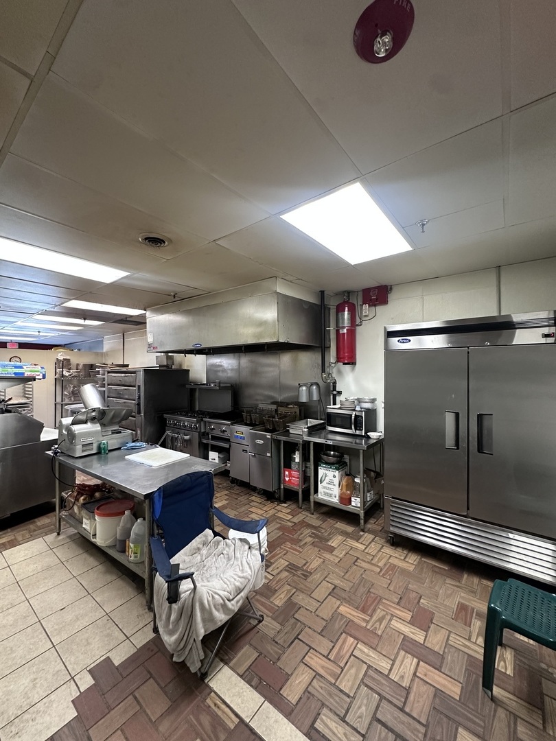 199-201 South Rand Road Lake Zurich IL 60047