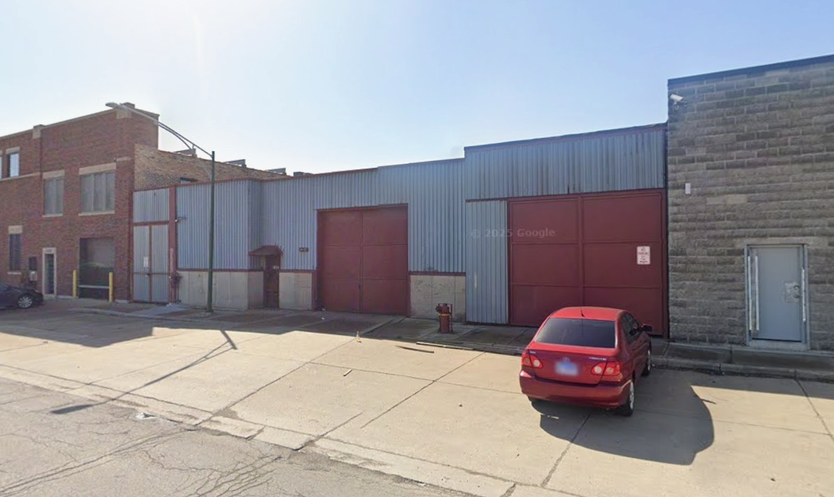 4429 West Kinzie Street Chicago IL 60624