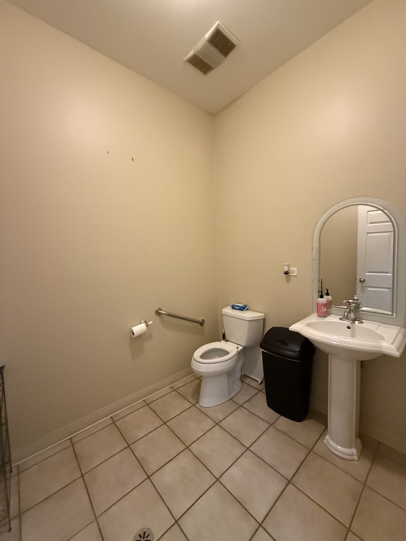 1455 North Ashland Avenue Chicago IL 60622