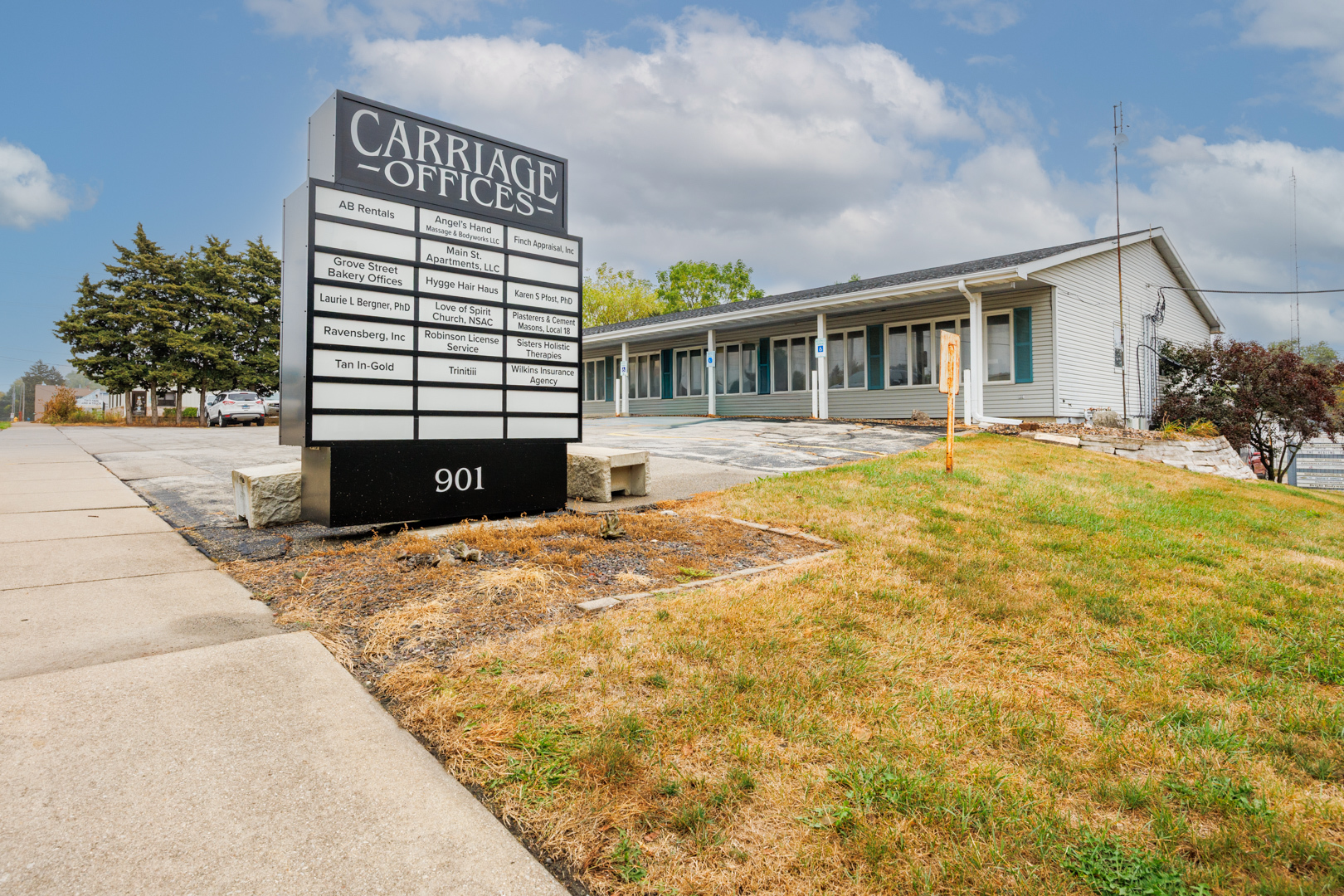 901 East Grove Street Bloomington IL 61701