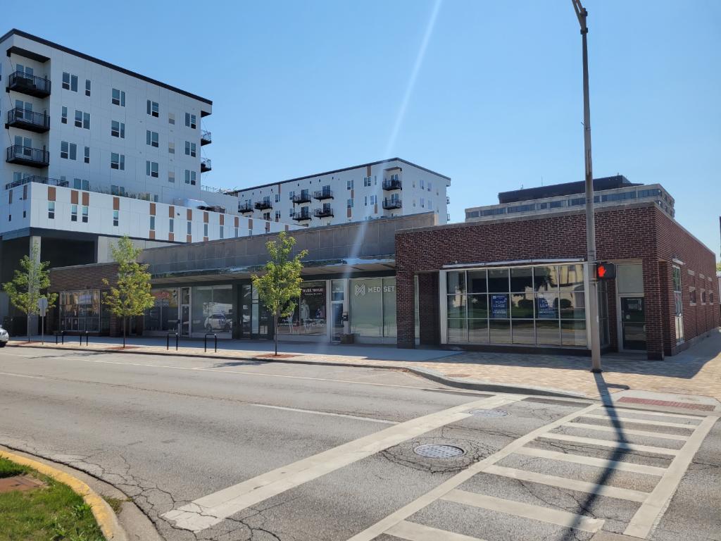 669-685 Graceland Avenue Des Plaines IL 60016
