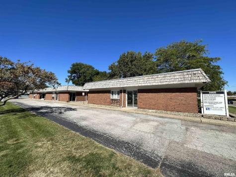 1465 41ST Street Moline IL 61265