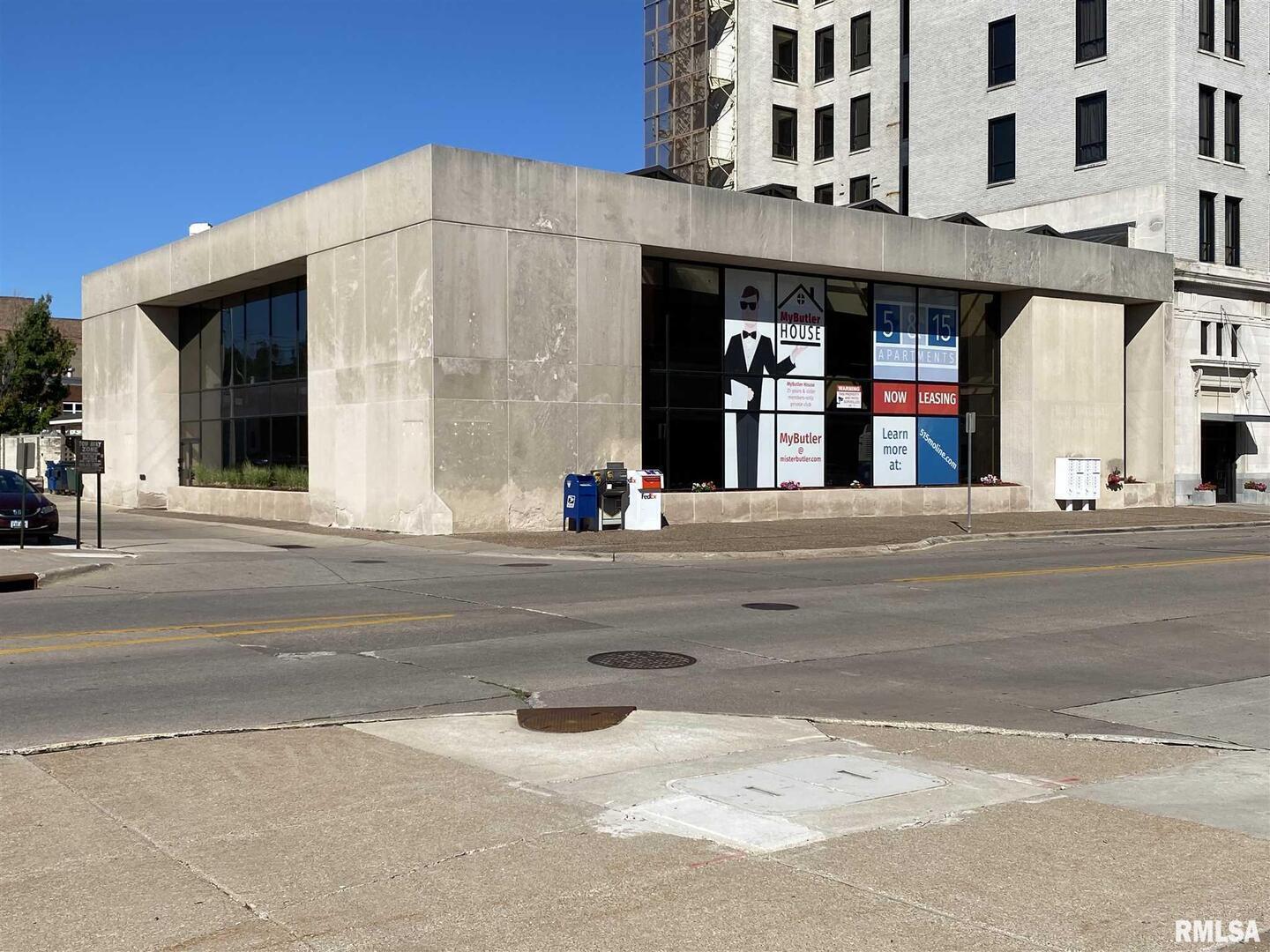 501 15TH Street Moline IL 61265