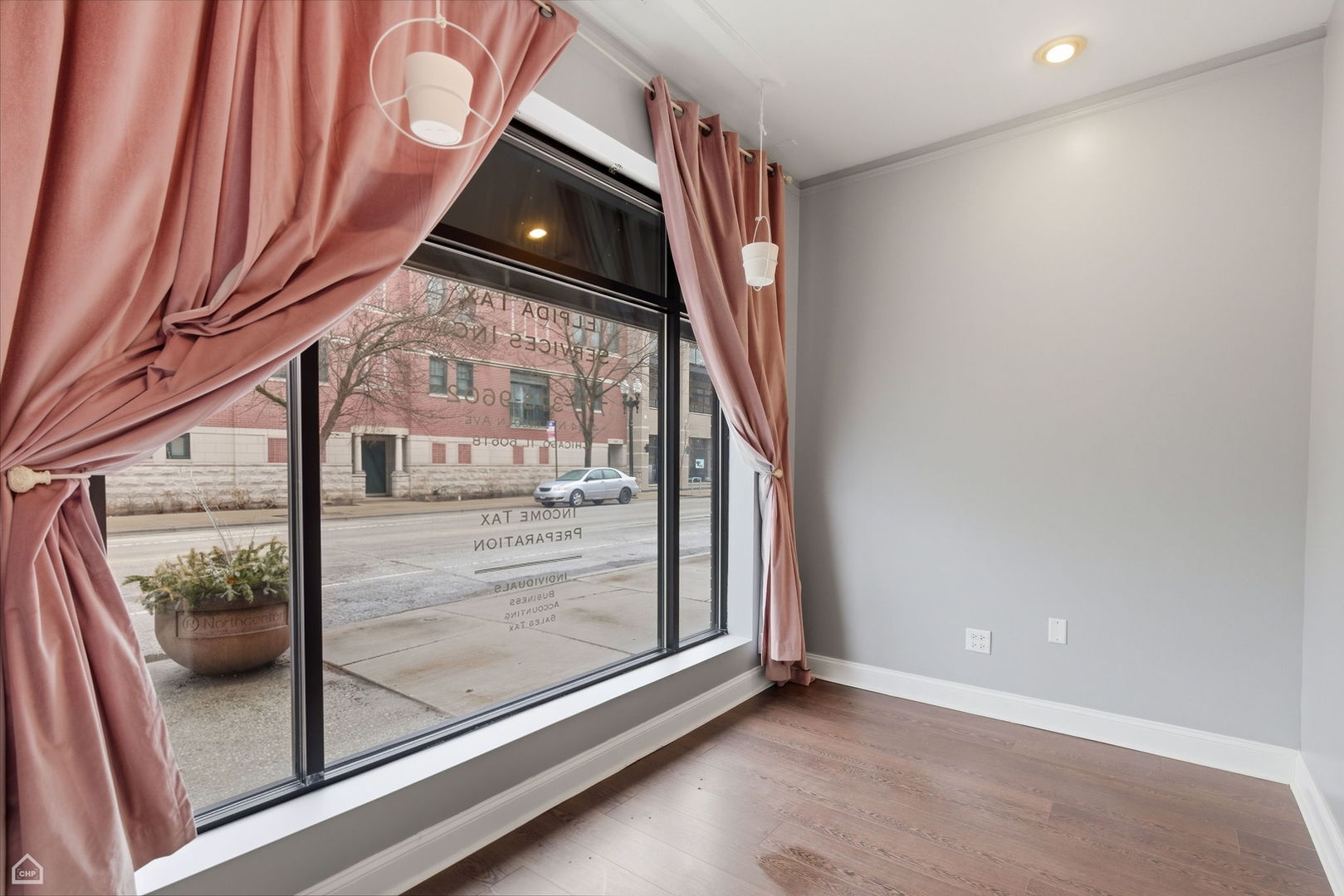 4124 North Lincoln Avenue Chicago IL 60618