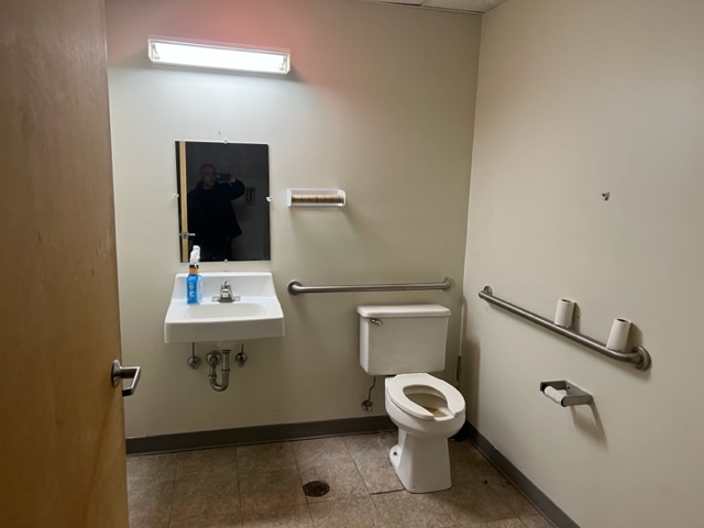636 Il -173 Road Antioch IL 60002