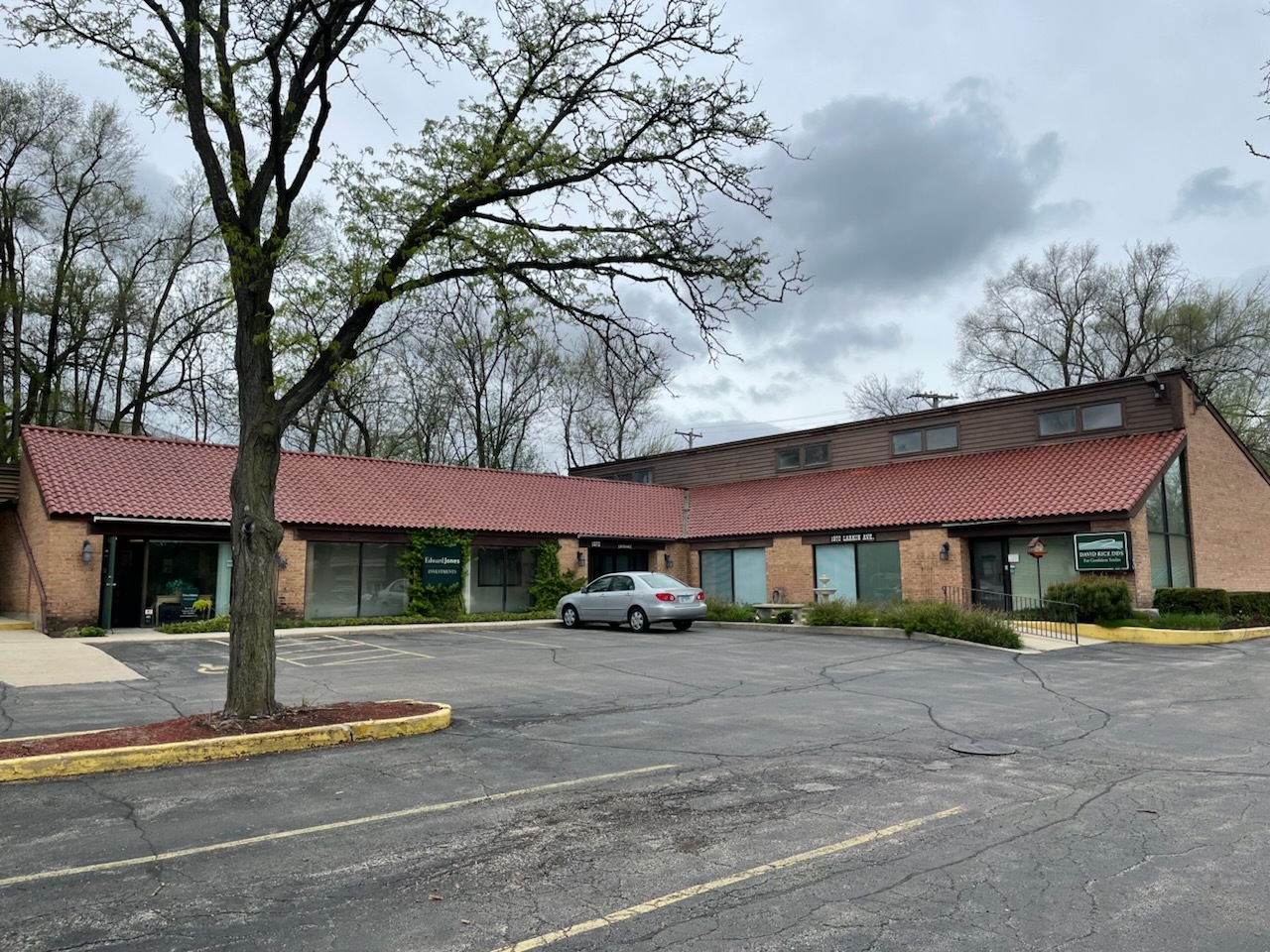 1972 Larkin Avenue Elgin IL 60123