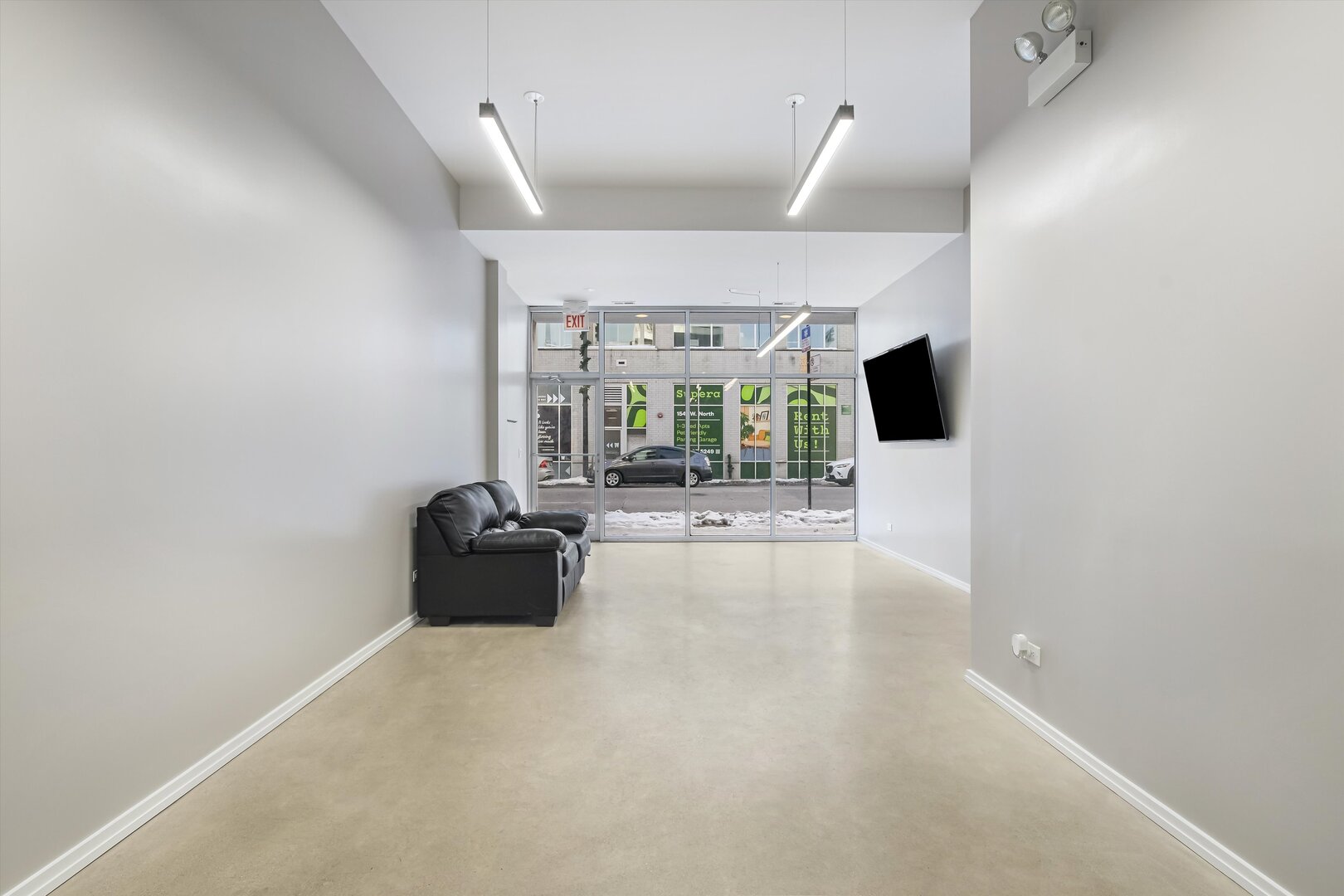 1544 West North Avenue Chicago IL 60642
