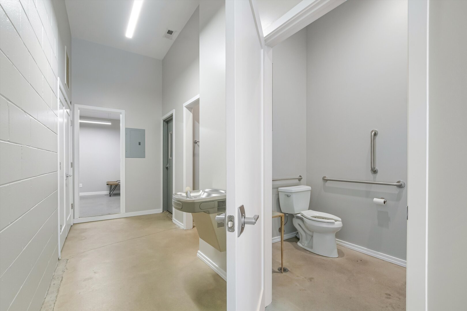 1544 West North Avenue Chicago IL 60642