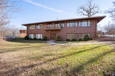 604 35TH Avenue Moline IL 61265