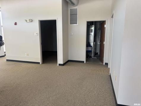 2401 4TH Avenue Rock Island IL 61201