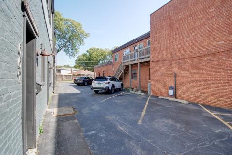662 East Northwest Highway Mount Prospect IL 60056