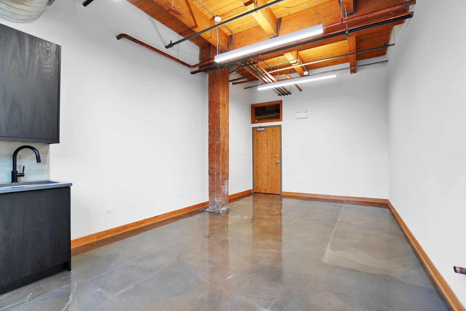 1806 West Cuyler Avenue Chicago IL 60613
