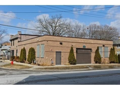 2132 Green Bay Road Highland Park IL 60035