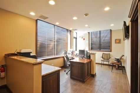 2132 Green Bay Road Highland Park IL 60035