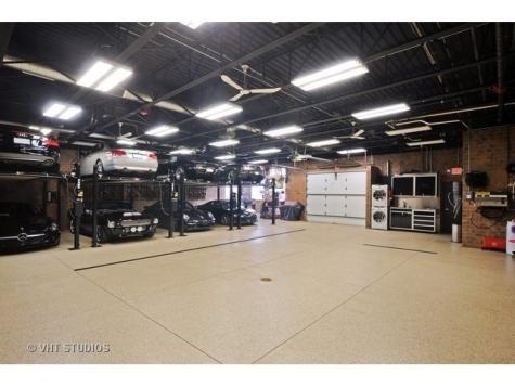 2132 Green Bay Road Highland Park IL 60035