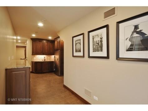 2132 Green Bay Road Highland Park IL 60035