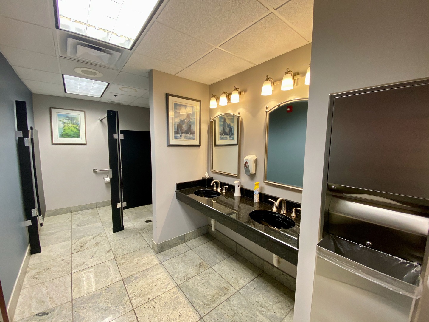 3215 Algonquin Road Rolling Meadows IL 60008
