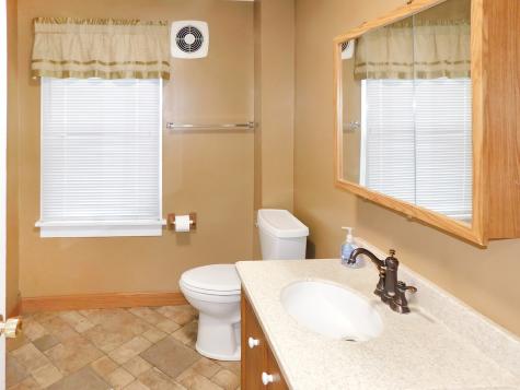 122 East Main Street Rockton IL 61072