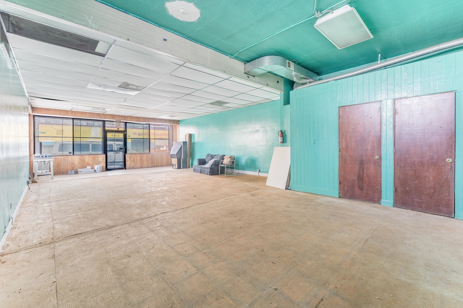 3259 West Cermak Road Chicago IL 60623