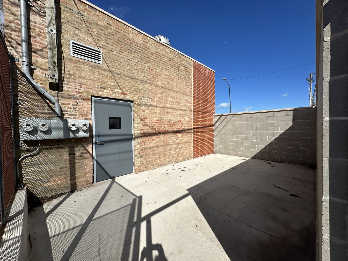 610 South Central Park Avenue Chicago IL 60624